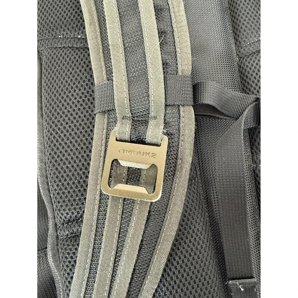 Timbuk2 Brooks Backpack Laptop Travel Bag Pockets Unisex One‎ Love Black